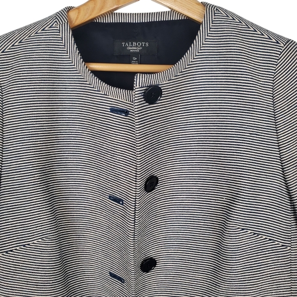 Talbots Black and White Pinstripe Blazer. 12P. G0097 - Picture 2 of 10